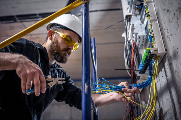 Best Electrician Near Me  in Newkirk, OK